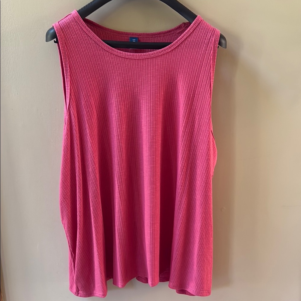 Never Worn Old Navy XXL Sleeveless Coral Ribbed Top